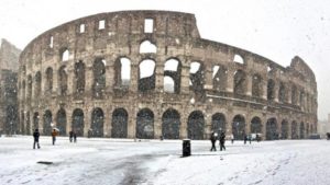 neve posata sul colosseo il 26 Febbraio 2018