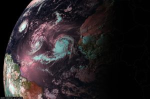 I 3 uragani in serie: Florence,Isaac ed Helene, immagine alquanto rara considerando la loro coesistenza in atlantico