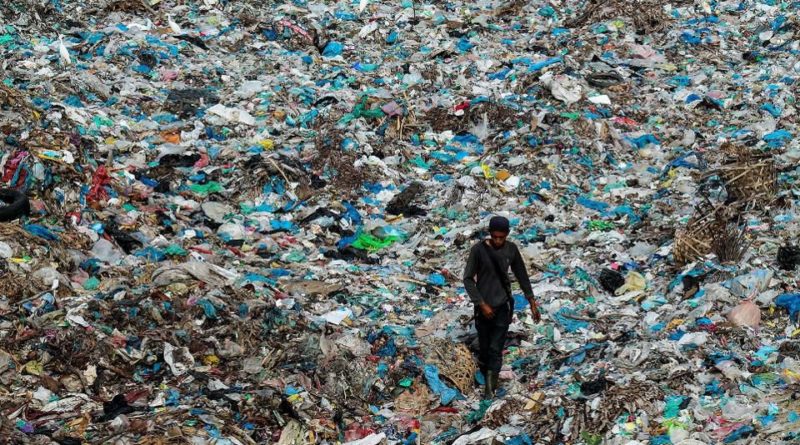 Ambiente, l'UE vieta la plastica usa e getta entro il 2021